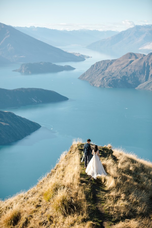 New Zealand Autumn Pre-Wedding Photoshoot with Helicopter Landing at Coromandel Peak by Fei on OneThreeOneFour 9