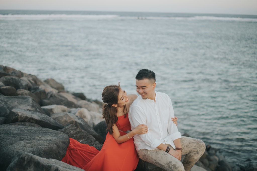 Bali Pre-Wedding Photoshoot At Kintamani And Cepung Waterfall  by Hery  on OneThreeOneFour 31