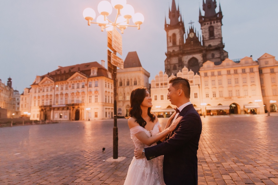 Prague Czech Republic Adventurous prewedding photography with swans, mechanical clock, at Old Town Hall by Nika on OneThreeOneFour 30