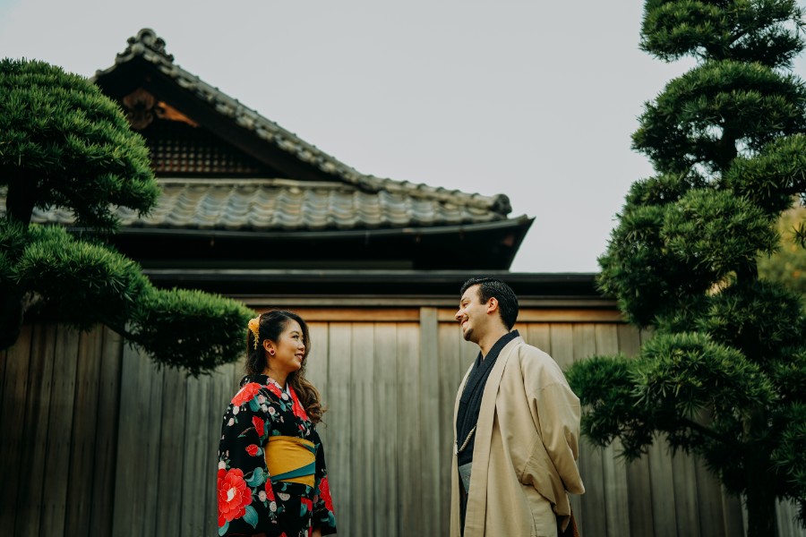 Japan Toyko Kimono Shoot at Nezu Shrine by Ghita  on OneThreeOneFour 22