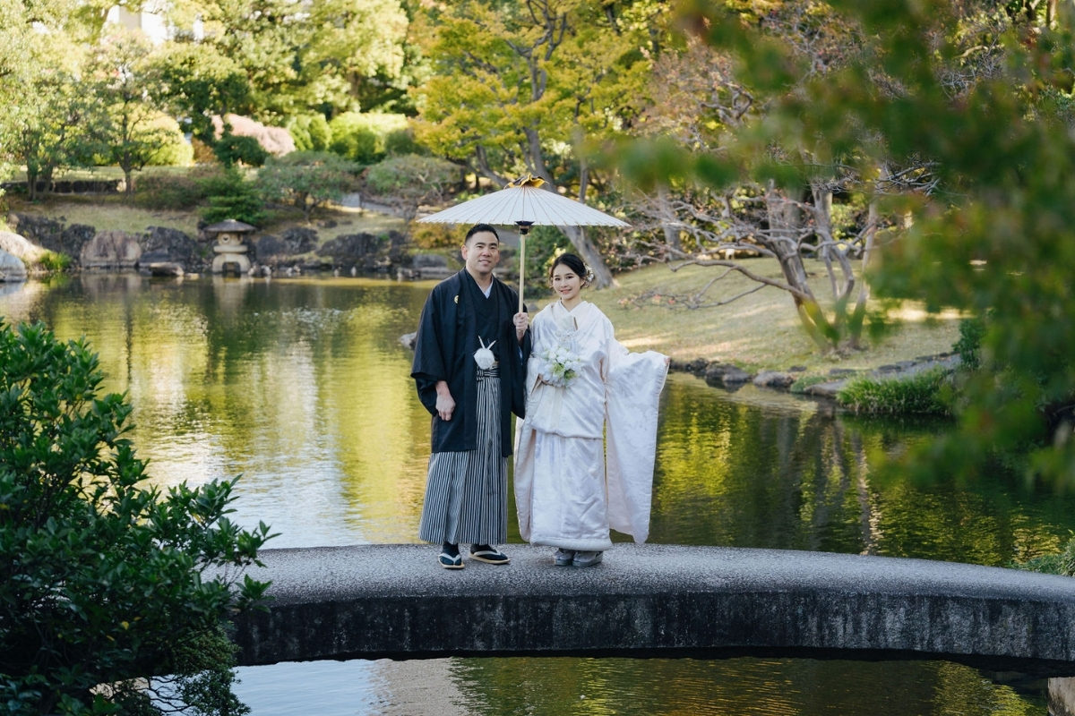 Tokyo Pre-Wedding Photoshoot with Former Yasuda Garden, Maple Corridor, and Chureito Pagoda by Dahe on OneThreeOneFour 0