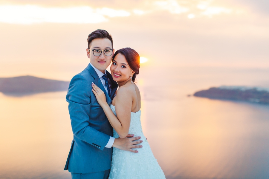 Santorini Pre-Wedding Photographer: Engagement Photoshoot In Oia During Sunset by Nabi on OneThreeOneFour 15