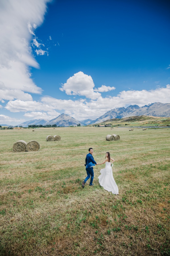 New Zealand Pre-Wedding Photoshoot At Queenstown And Arrowtown  by Mike  on OneThreeOneFour 3