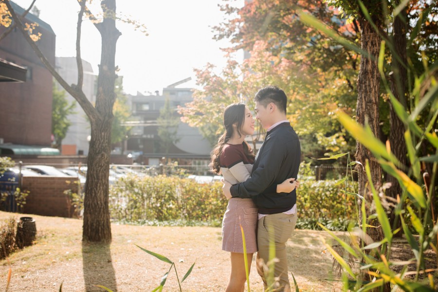 Korea Casual Couple Photoshoot At Yeonam-dong Cafe Street by Junghoon on OneThreeOneFour 1