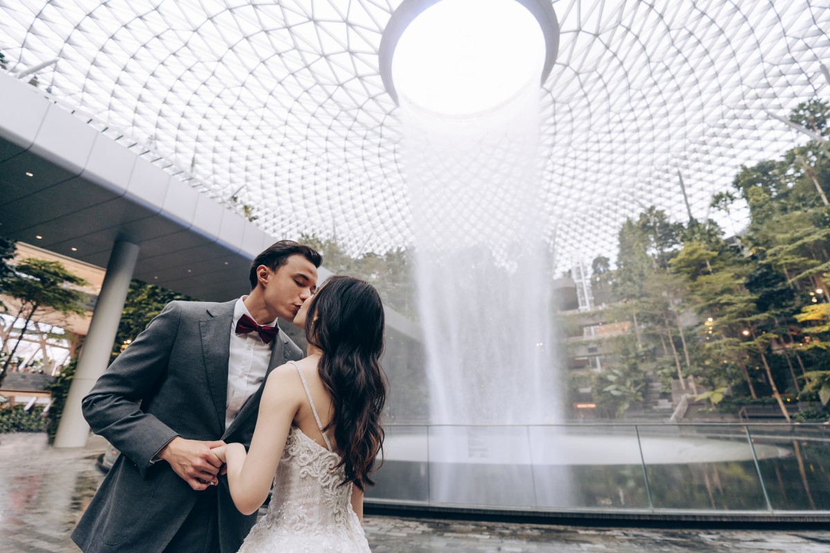 Singapore Pre-Wedding Photoshoot At National Museum, Changi Jewel And MBS  by Michael on OneThreeOneFour 16