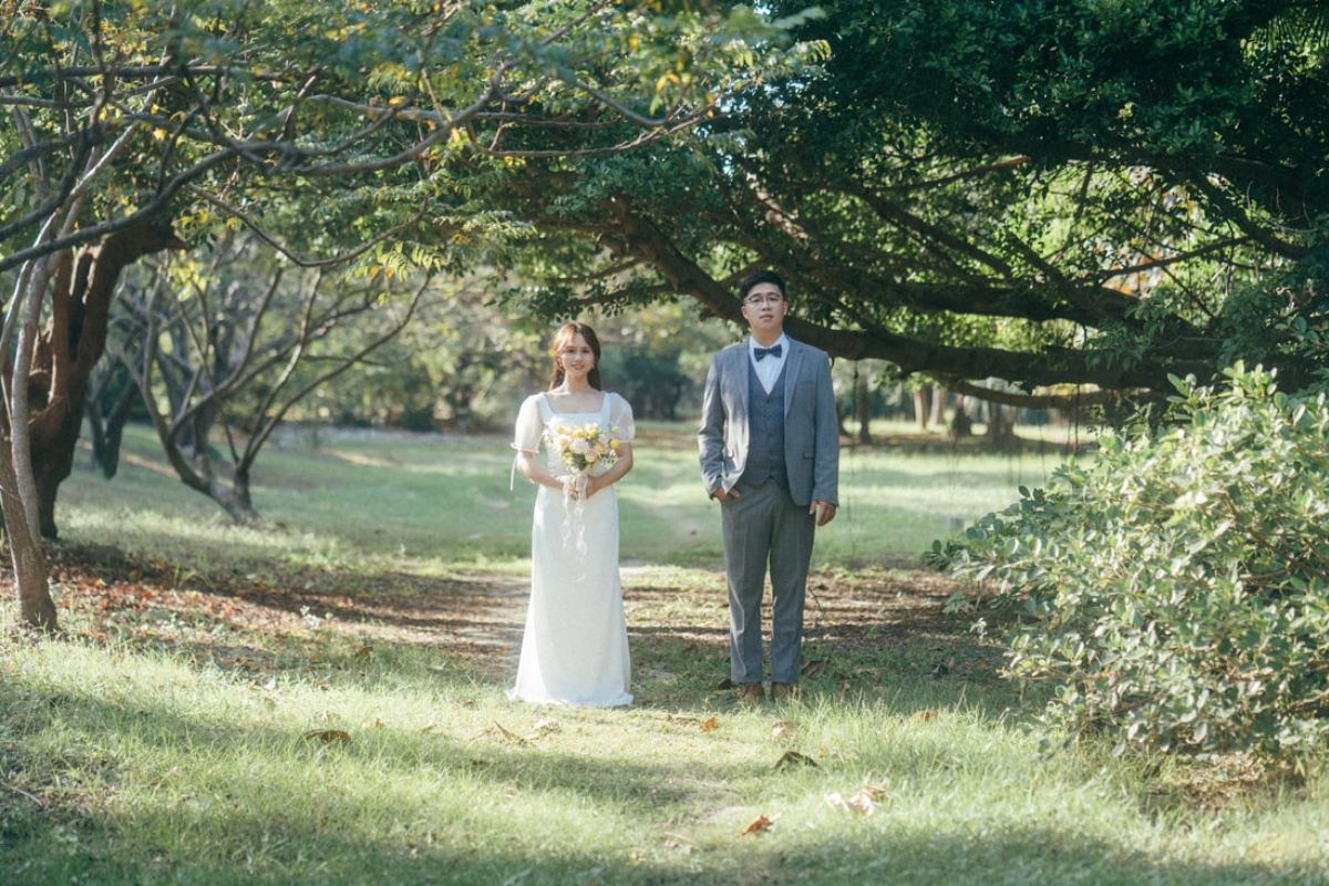 Taiwan Pre-Wedding Photoshoot Autumn Garden Scenic Nature  by  on OneThreeOneFour 0