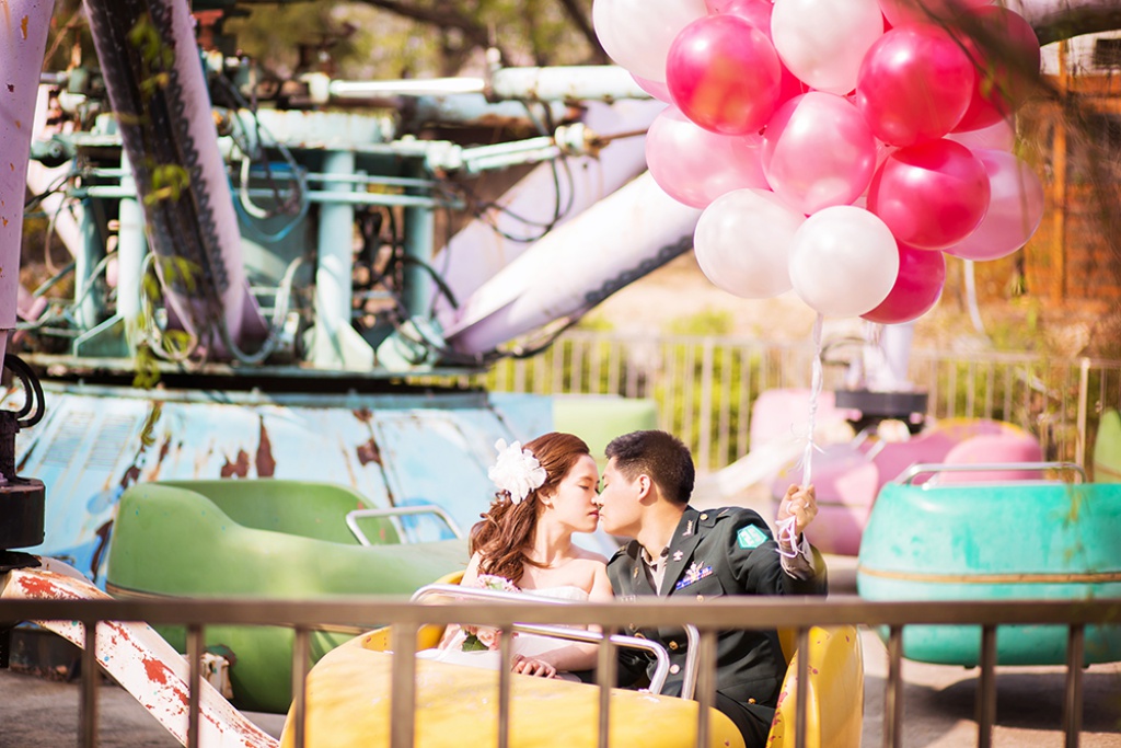 Korea Pre-Wedding Photoshoot At Yong Ma Land  by Junghoon on OneThreeOneFour 5