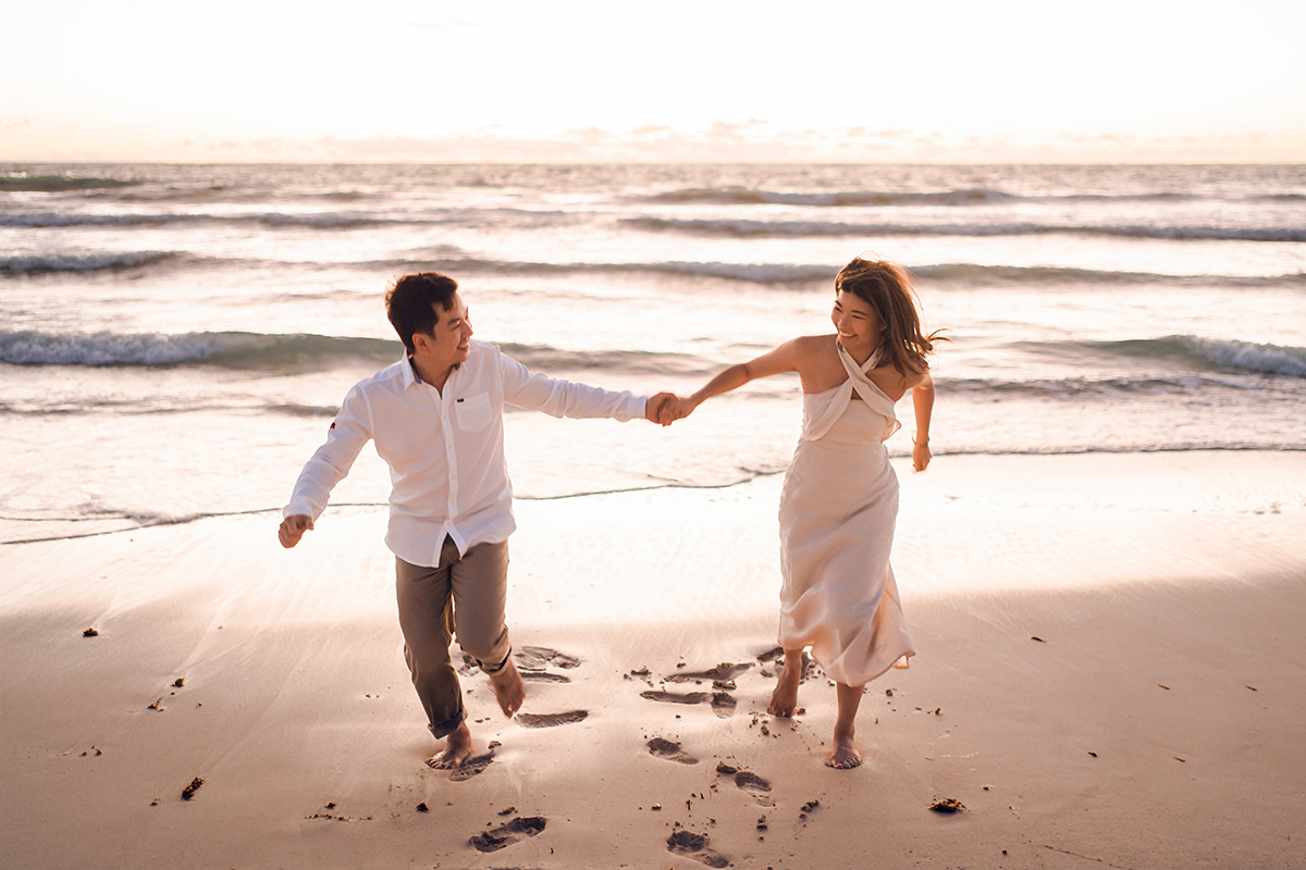 Perth Lancelin Desert & Beach Pre-Wedding Shoot by Jimmy on OneThreeOneFour 17