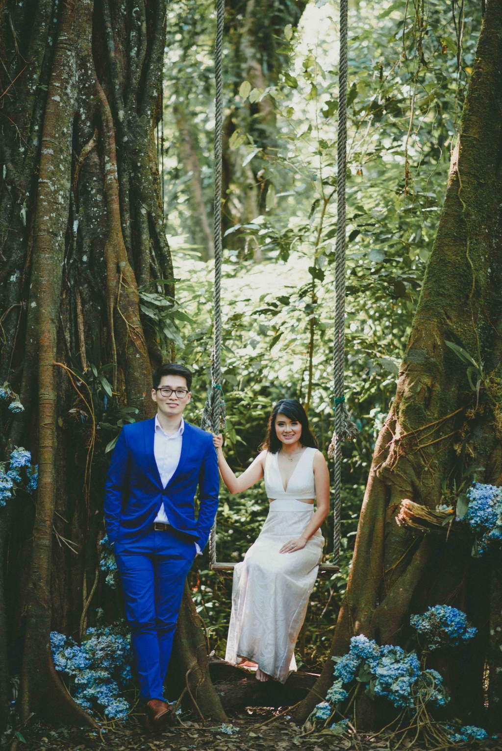 Bali Outdoor Pre-Wedding Photoshoot At Tamblingan Lake And Munduk Waterfall  by Agus  on OneThreeOneFour 10
