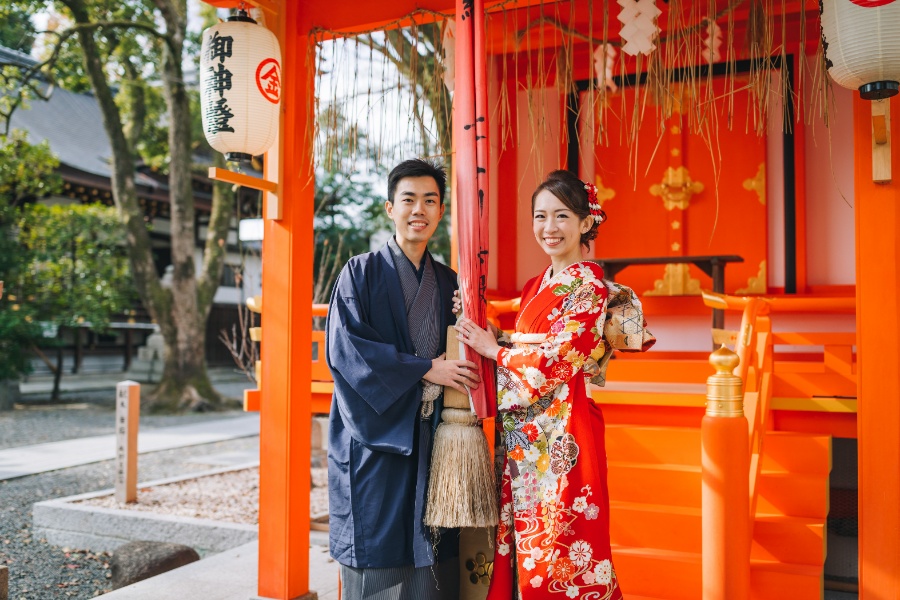 Japan Kyoto Autumn Higashiyama Kimono Prewedding Photoshoot by Shu Hao on OneThreeOneFour 55