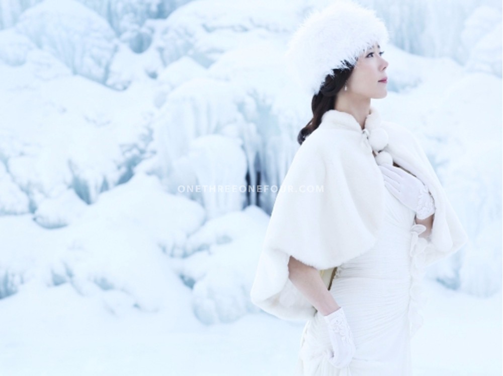 Korean Outdoor Winter Snow Scene Pre-Wedding Photography by ePhoto Essay Studio on OneThreeOneFour 3