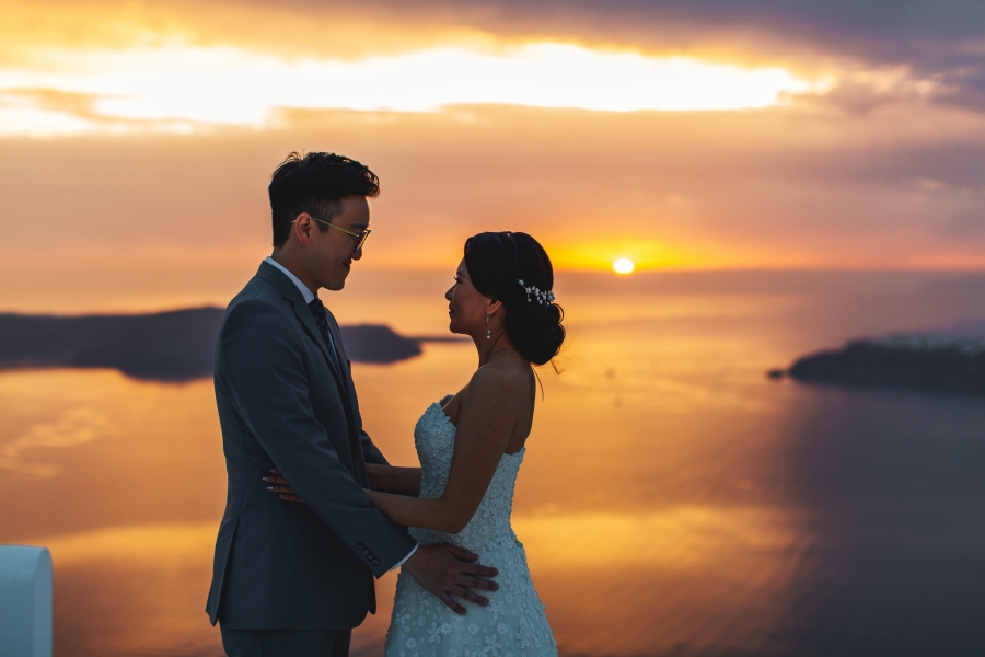 Santorini Pre-Wedding Photographer: Engagement Photoshoot In Oia During Sunset by Nabi on OneThreeOneFour 18