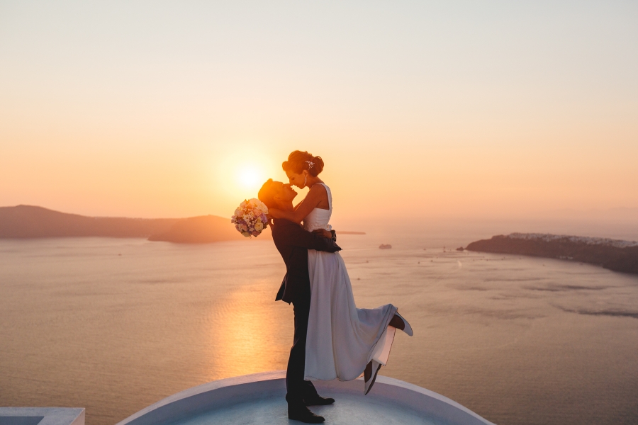 Santorini Pre-Wedding Photoshoot At Oia Blue Dome Church by Nabi on OneThreeOneFour 28