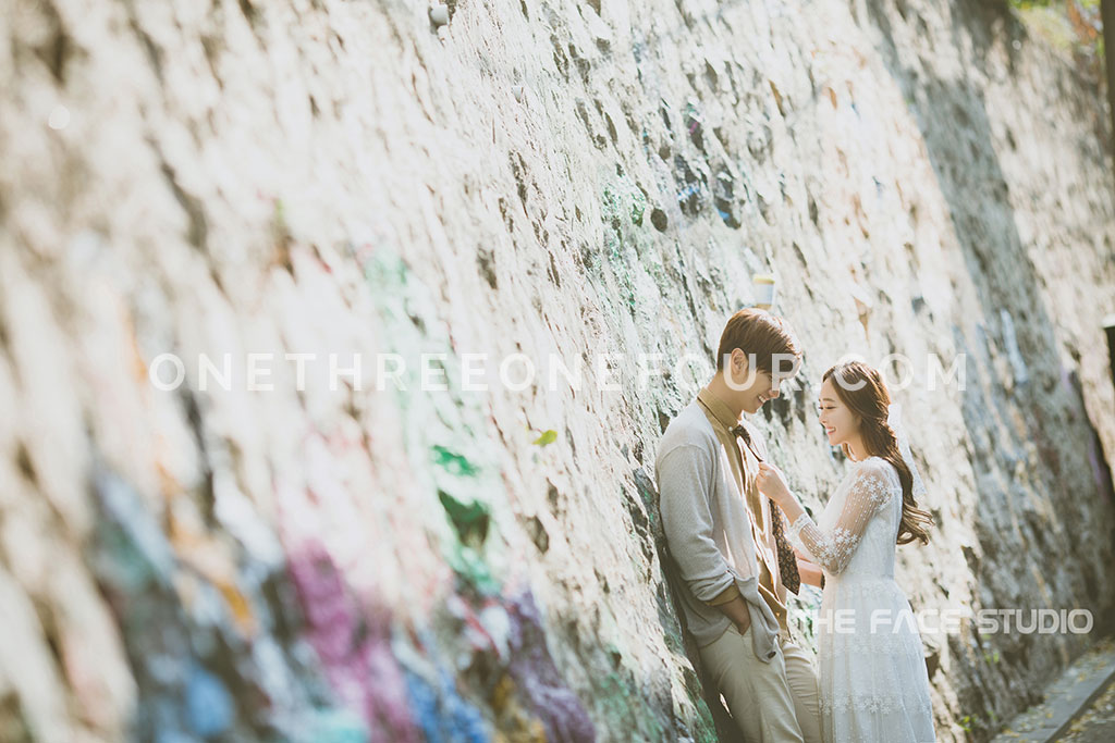 Korean Studio Pre-Wedding Photography: Hongdae (홍대) (Outdoor) by The Face Studio on OneThreeOneFour 3
