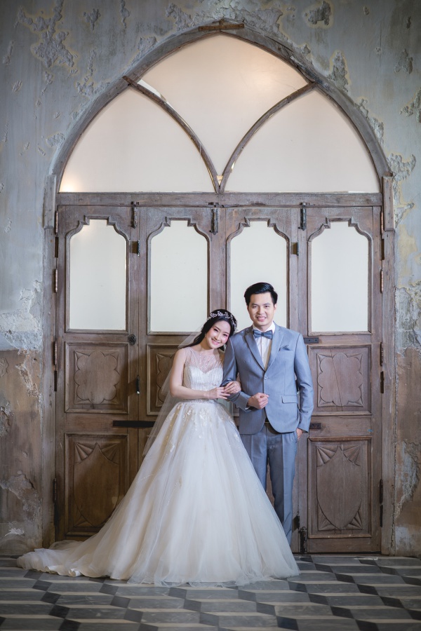 Bangkok Pre-Wedding Photoshoot In Benedict Studio by Nat on OneThreeOneFour 5