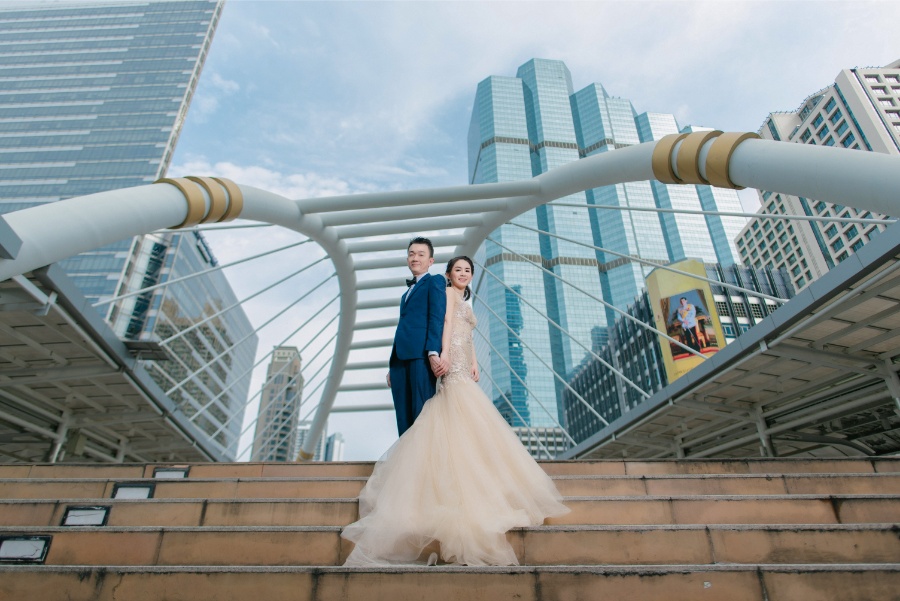 Bangkok Chong Nonsi and Chinatown Prewedding Photoshoot in Thailand by Sahrit on OneThreeOneFour 26