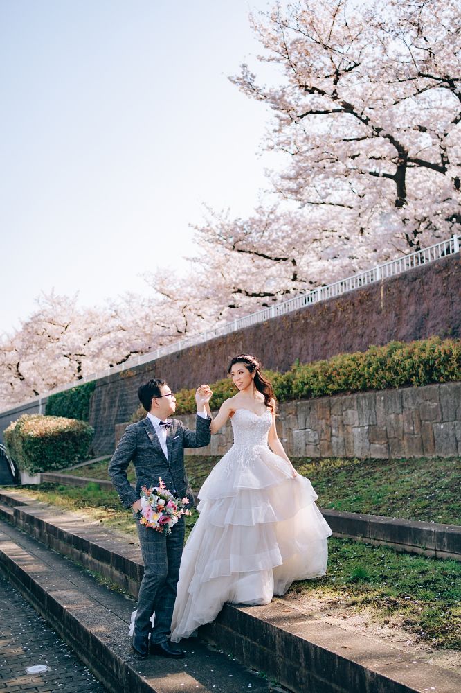 Tokyo Sakura and Mt Fuji Pre-Wedding Photography  by Dahe on OneThreeOneFour 13