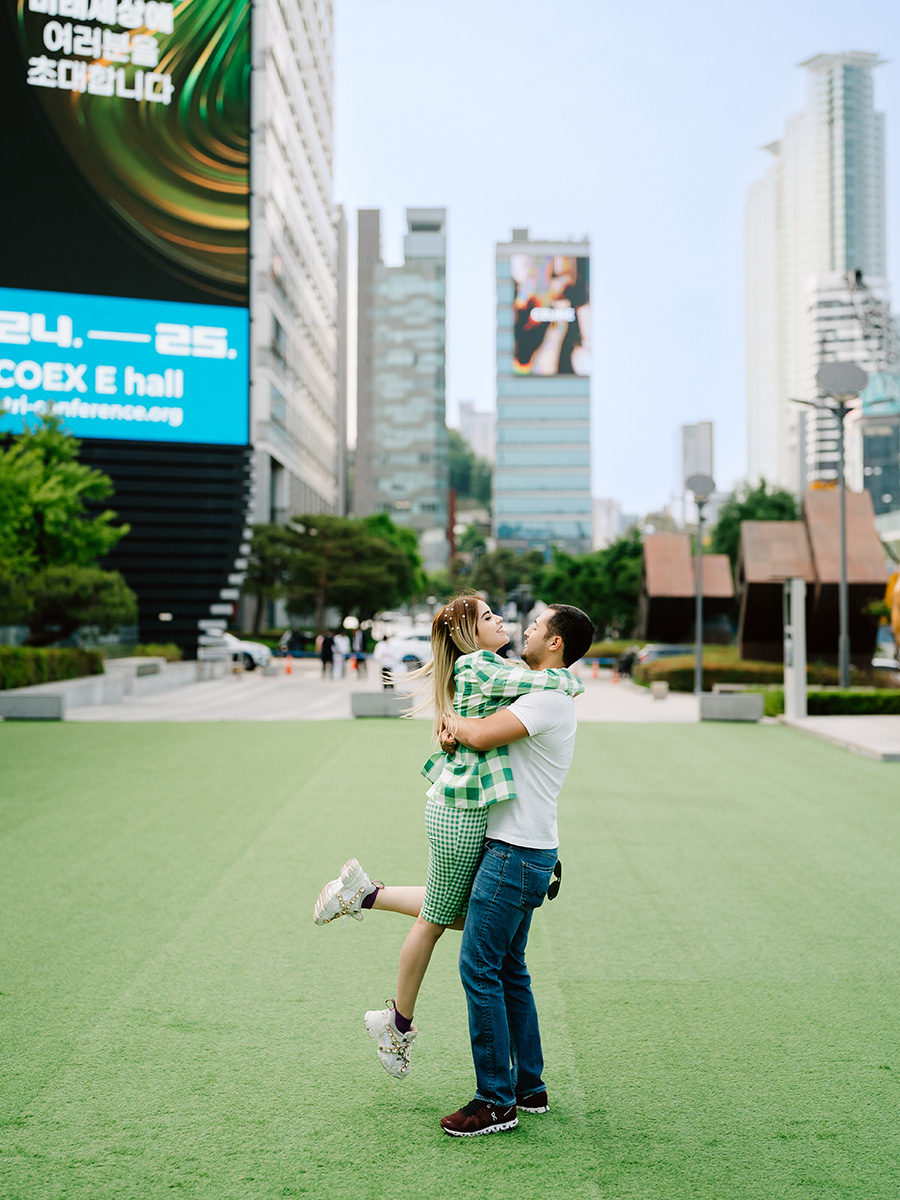 Korea Seoul Casual Street Couple Photoshoot at Gangnam by Jungyeol on OneThreeOneFour 12
