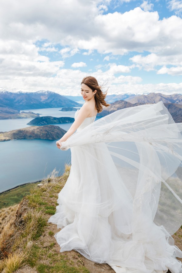 N&J: 2-days pre-wedding photoshoot with Singaporean couple in New Zealand - cherry blossoms, Coromandel Peak, glaciers by Fei on OneThreeOneFour 7