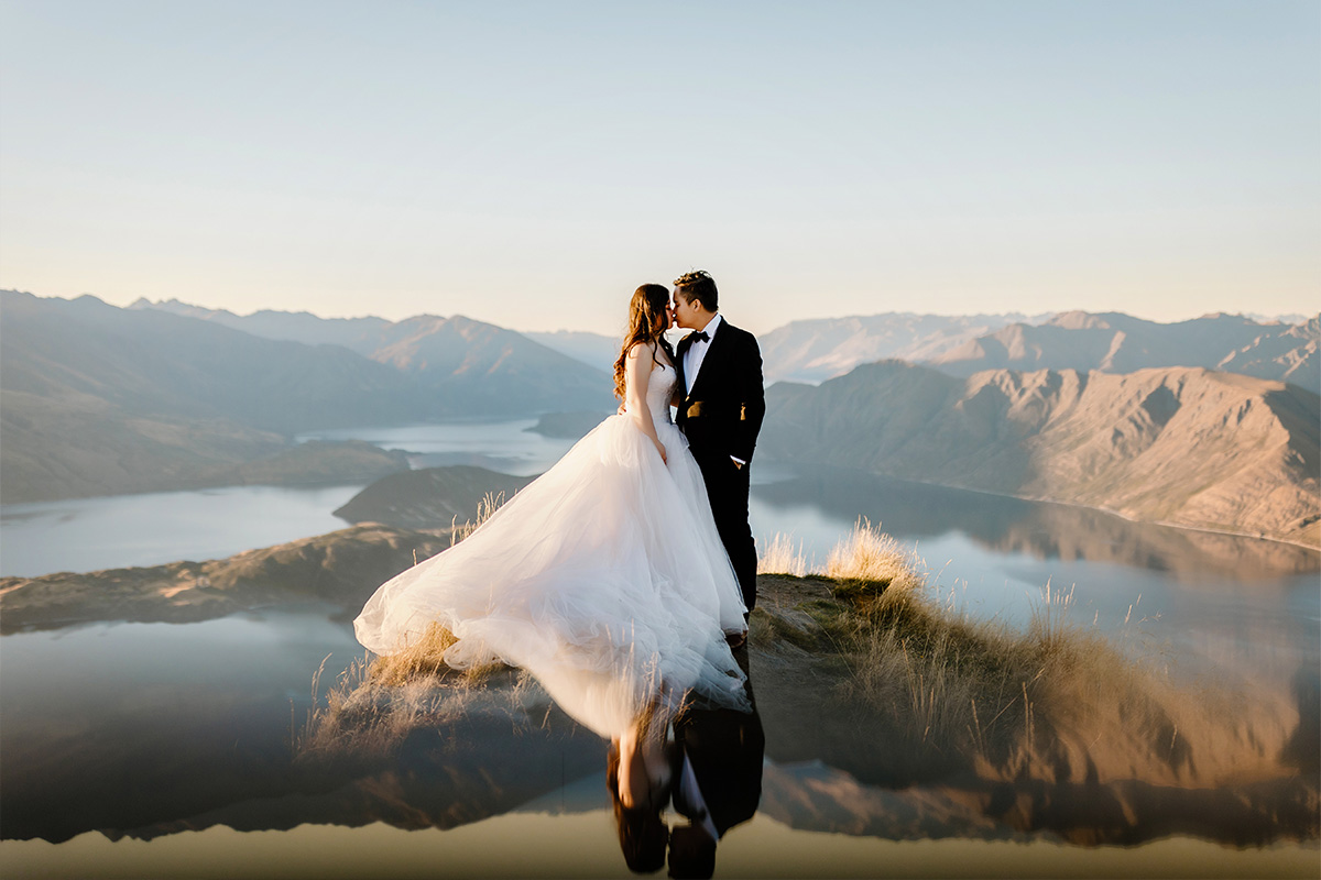 New Zealand Autumn Pre-Wedding Photoshoot at Arrowtown & Coromandel Peak by Fei on OneThreeOneFour 11