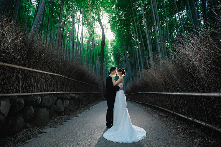 kyoto wedding photoshoot Arashiyama bamboo grove