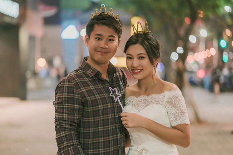 Taiwan Pre-Wedding with handmade props