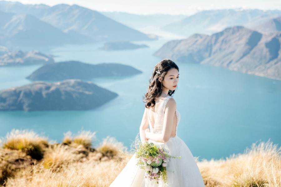 New Zealand Autumn Pre-Wedding Photoshoot with Helicopter Landing at Coromandel Peak by Fei on OneThreeOneFour 5