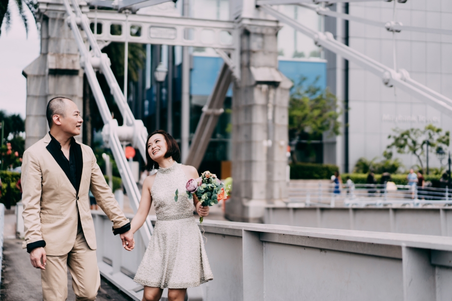 Singapore Pre-Wedding Photoshoot At Gardens By The Bay, Marina Barrage and Fullerton Hotel by Michael  on OneThreeOneFour 2
