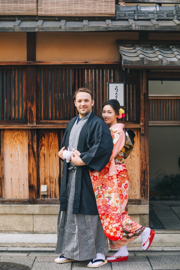 Kyoto Kimono Prewedding Photoshoot Higashiyama District Japan by Shu Hao on OneThreeOneFour 73