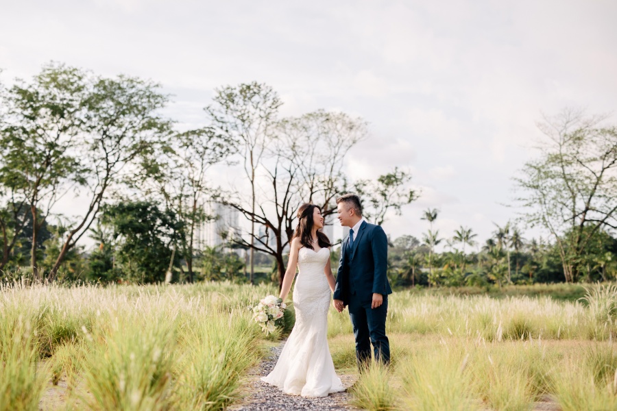 L&Y: Singapore Pre-wedding Photoshoot at Jurong Lake Gardens, Colonial Houses, and IKEA by Cheng on OneThreeOneFour 1