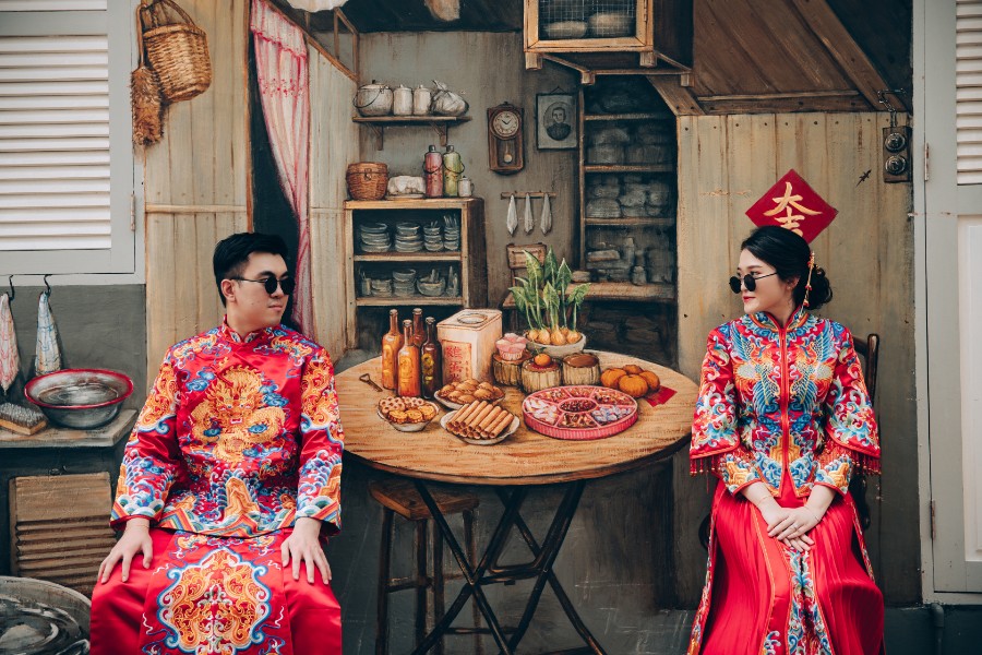 E&K: Quirky pre-wedding in Chinatown, Gardens by the Bay and beach by Cheng on OneThreeOneFour 7