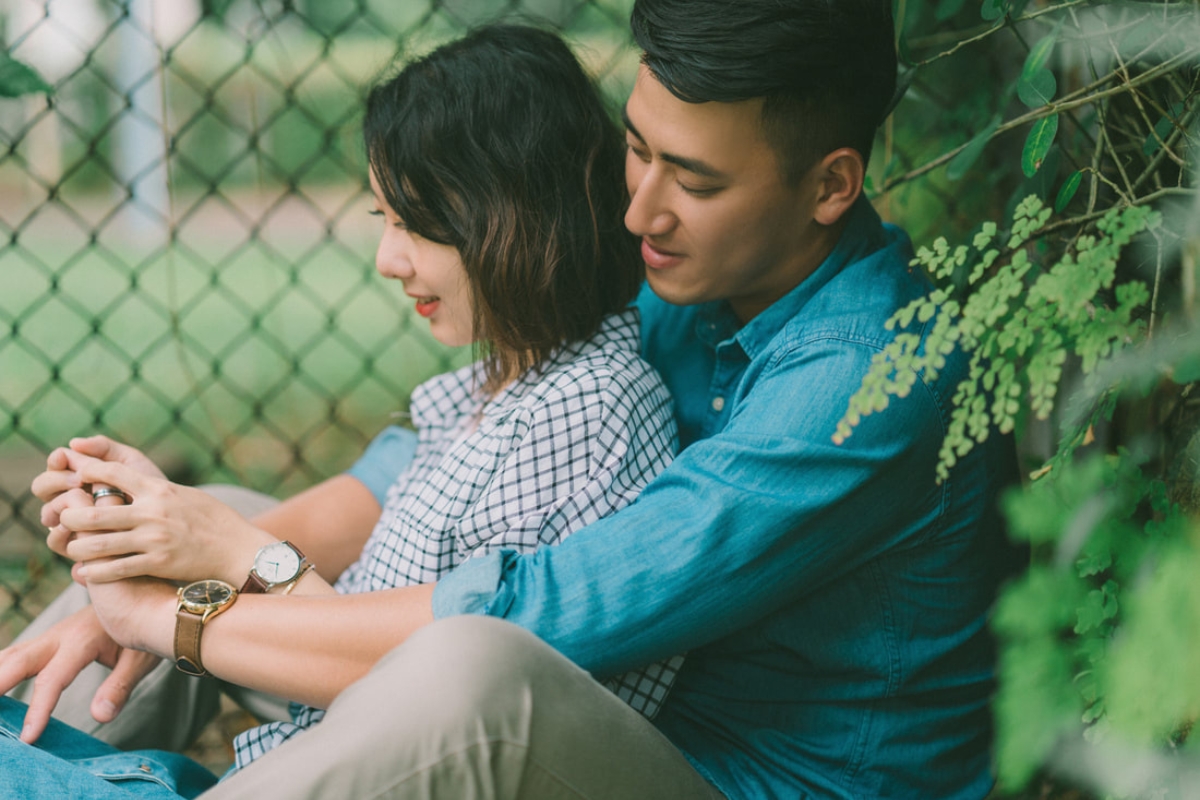 Taiwan Pre-Wedding Photoshoot Abandoned Estate Blue House Gardens by  on OneThreeOneFour 4