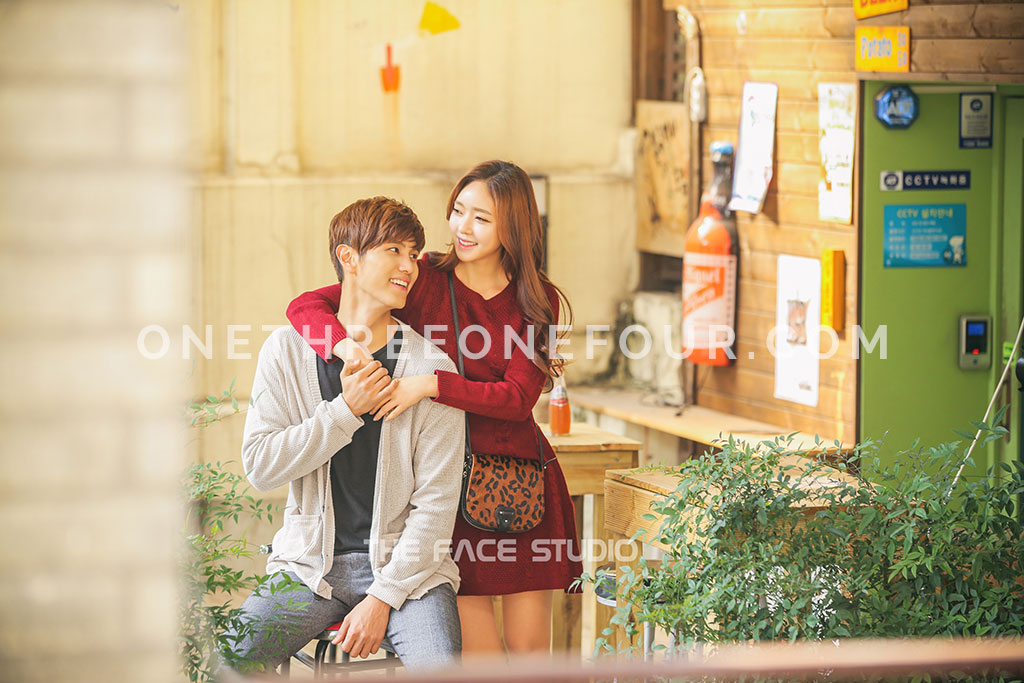 Korean Studio Pre-Wedding Photography: Hongdae (홍대) (Outdoor) by The Face Studio on OneThreeOneFour 6