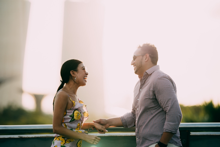 Singapore Surprise Wedding Proposal Photoshoot At Marina Barrage With Singapore Flyer by Michael on OneThreeOneFour 7