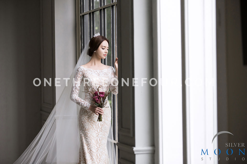 Korean Studio Pre-Wedding Photography: Elegance by Silver Moon Studio on OneThreeOneFour 7