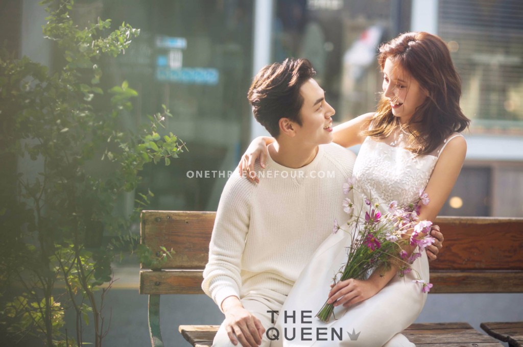 The Queen | Korean Pre-wedding Photography by RaRi Studio on OneThreeOneFour 2