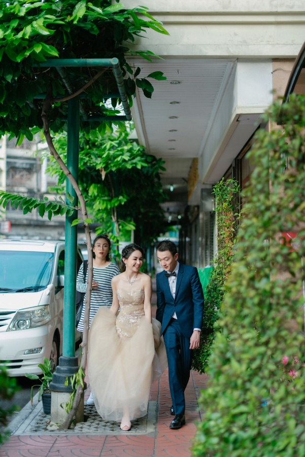 Bangkok Chong Nonsi and Chinatown Prewedding Photoshoot in Thailand by Sahrit on OneThreeOneFour 56