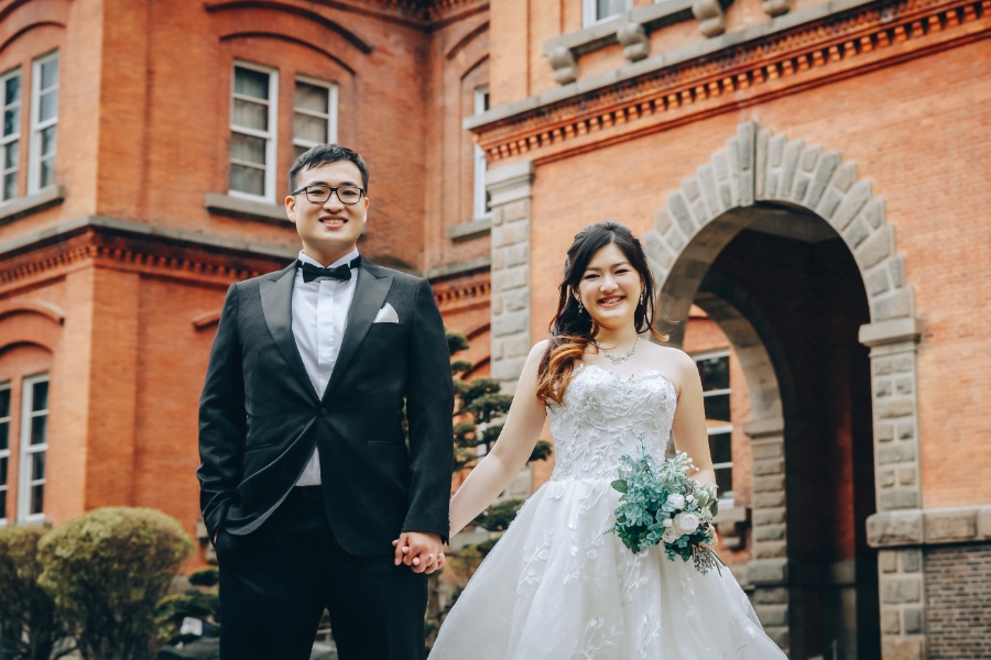 Hokkaido Pre-Wedding Photoshoot at Hokkaido Government Building & Temiya Park by Kuma on OneThreeOneFour 5