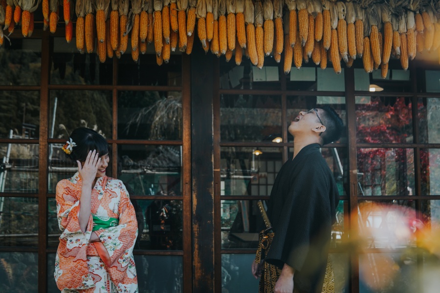 Japan Tokyo autumn outdoor prewedding photoshoot by Ghita on OneThreeOneFour 8