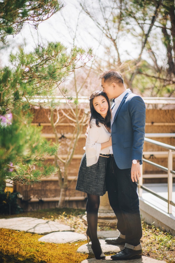 Japan Kyoto Pre-Wedding Photoshoot At Gion District  by Shu Hao  on OneThreeOneFour 18