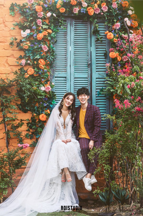 Roi Studio 2020 'Overture of Romance' Pre-Wedding Photography - NEW Sample by Roi Studio on OneThreeOneFour 45