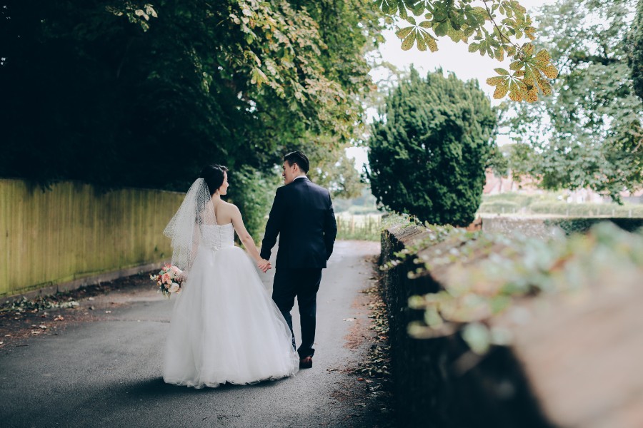 CH&ZW: Nature pre-wedding in London by Dom on OneThreeOneFour 13