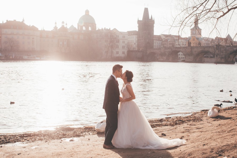 M&B: Prague Fairytale Pre-wedding Photoshoot  by Nika on OneThreeOneFour 17