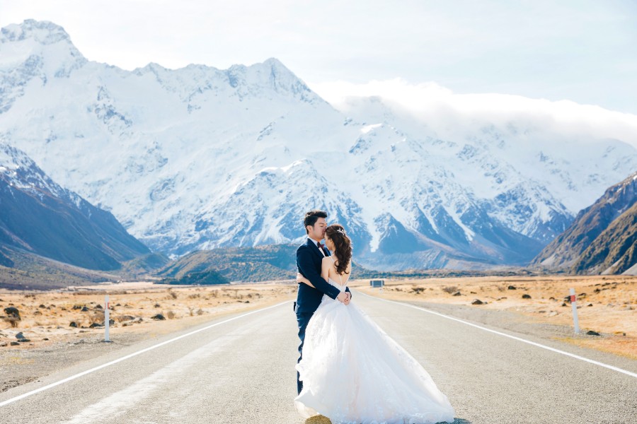New Zealand Pre-Wedding Photoshoot of R&C: at Alpaca farm, Coromandel Peak, Lake Pukaki, Lake Tekapo, Mt Cook during cherry blossom season by Felix on OneThreeOneFour 29