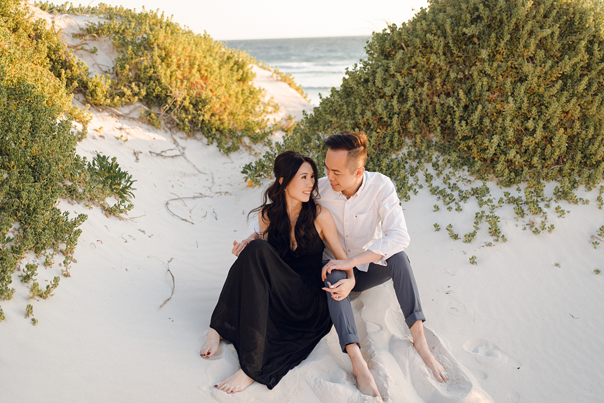Australia Perth Pre-Wedding Photoshoot at Lancelin White Desert by Jimmy on OneThreeOneFour 16