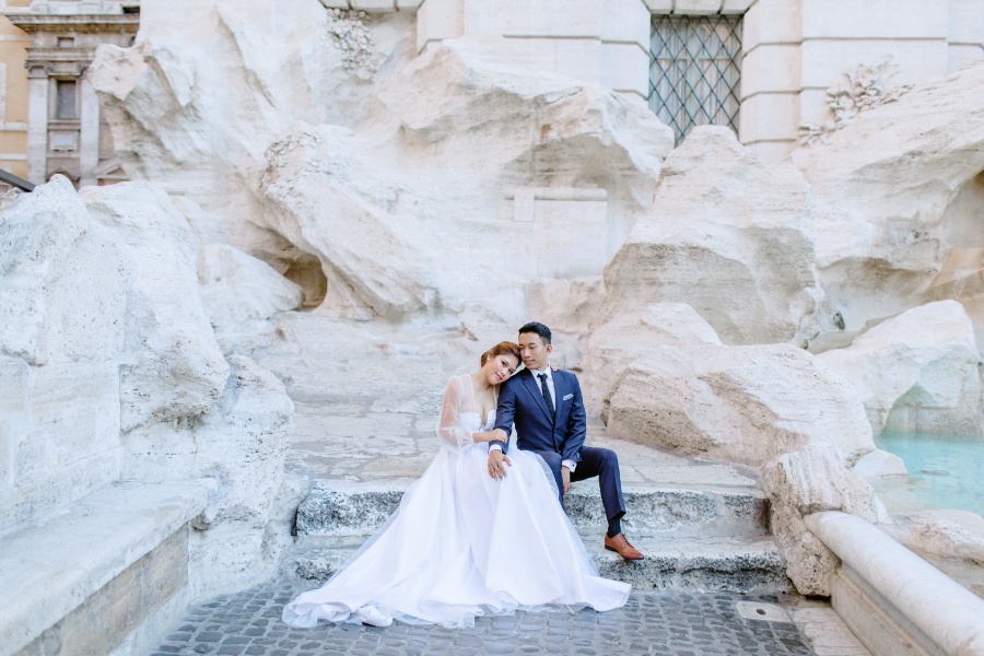 Italy Rome Colosseum Prewedding Photoshoot with Trevi Fountain  by Katie on OneThreeOneFour 19