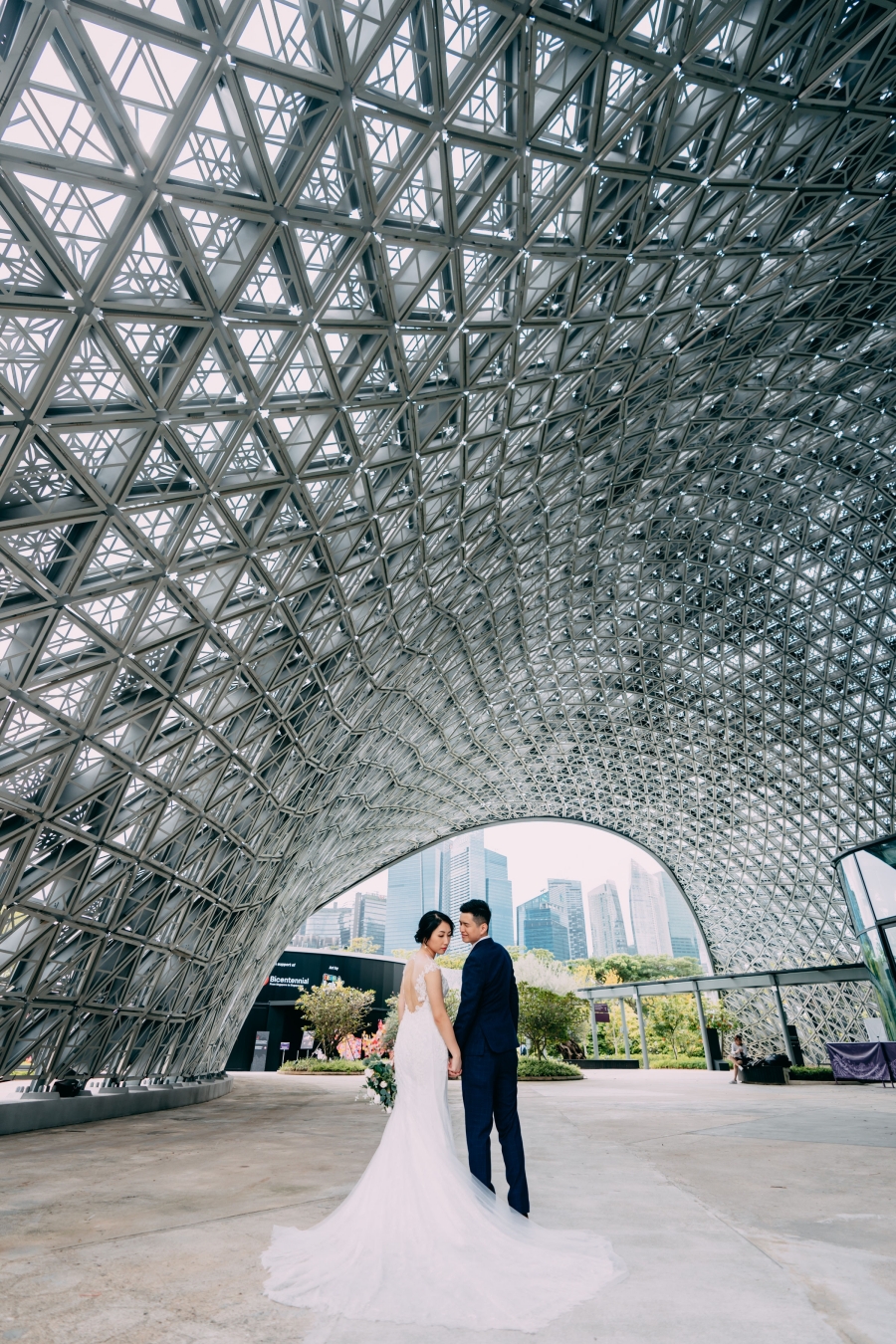 新加坡婚紗攝影 － 新加坡國家美術館，濱海灣公園，雲霧林 by Michael on OneThreeOneFour 15