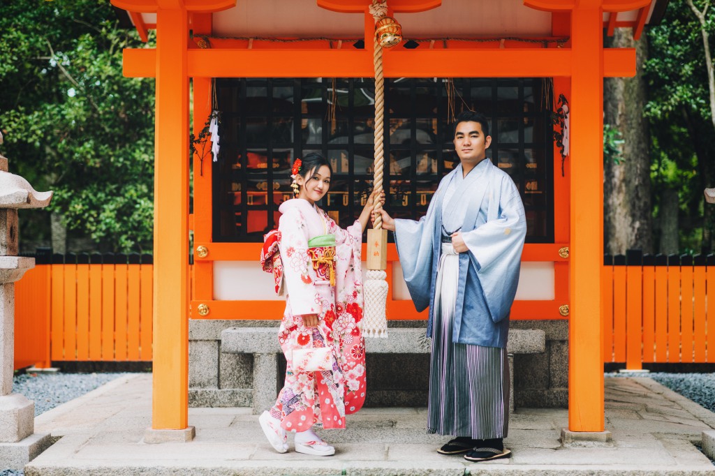 Japan Kyoto Photographer: Kimono And Couple Photoshoot At Kyoto Gion District  by Shu Hao  on OneThreeOneFour 0