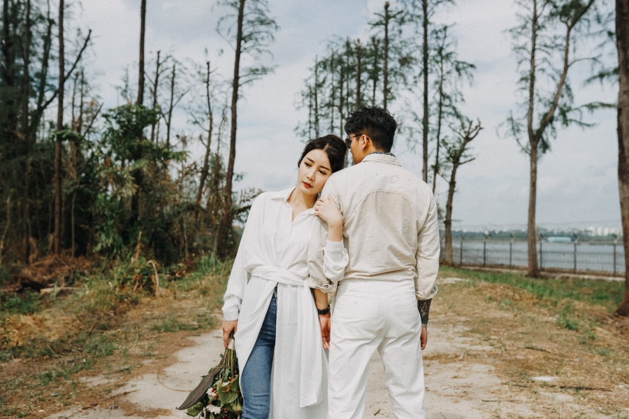 Singapore Pre-Wedding Photoshoot At Coney Island  by Charles on OneThreeOneFour 13