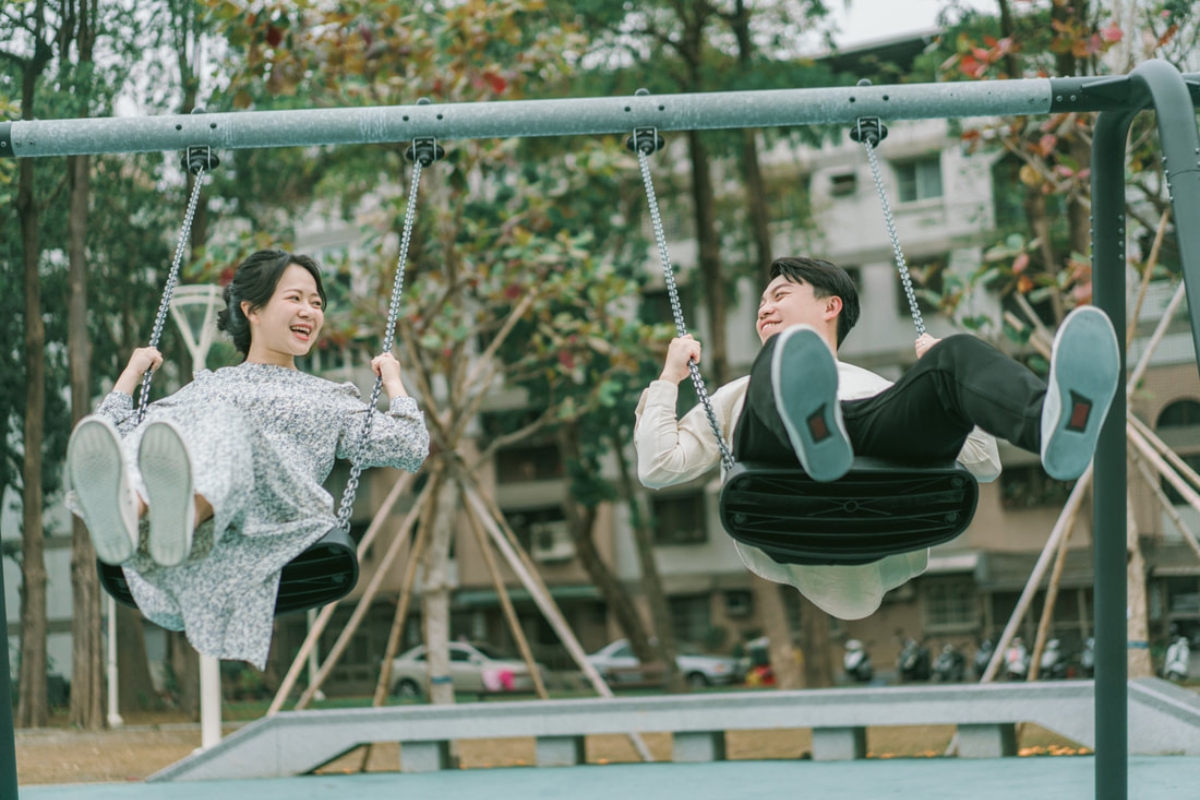 Taiwan Pre-Wedding Photoshoot Waterfront Cafe Streets Playground by  on OneThreeOneFour 39